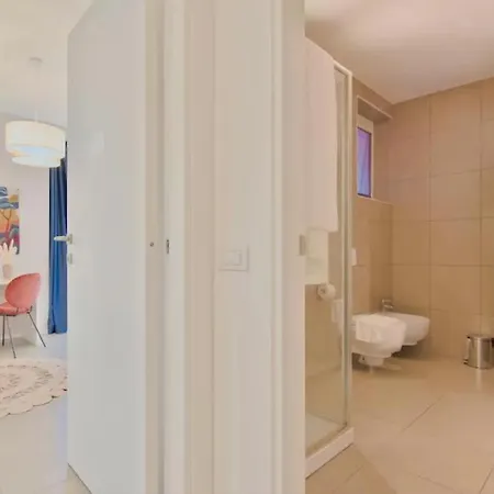 Golfo Gabella Standard 2 Bedroom * Maccagno